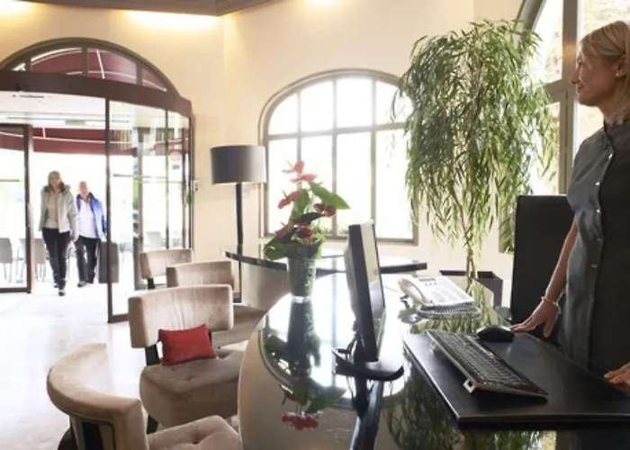 Golf Hotel